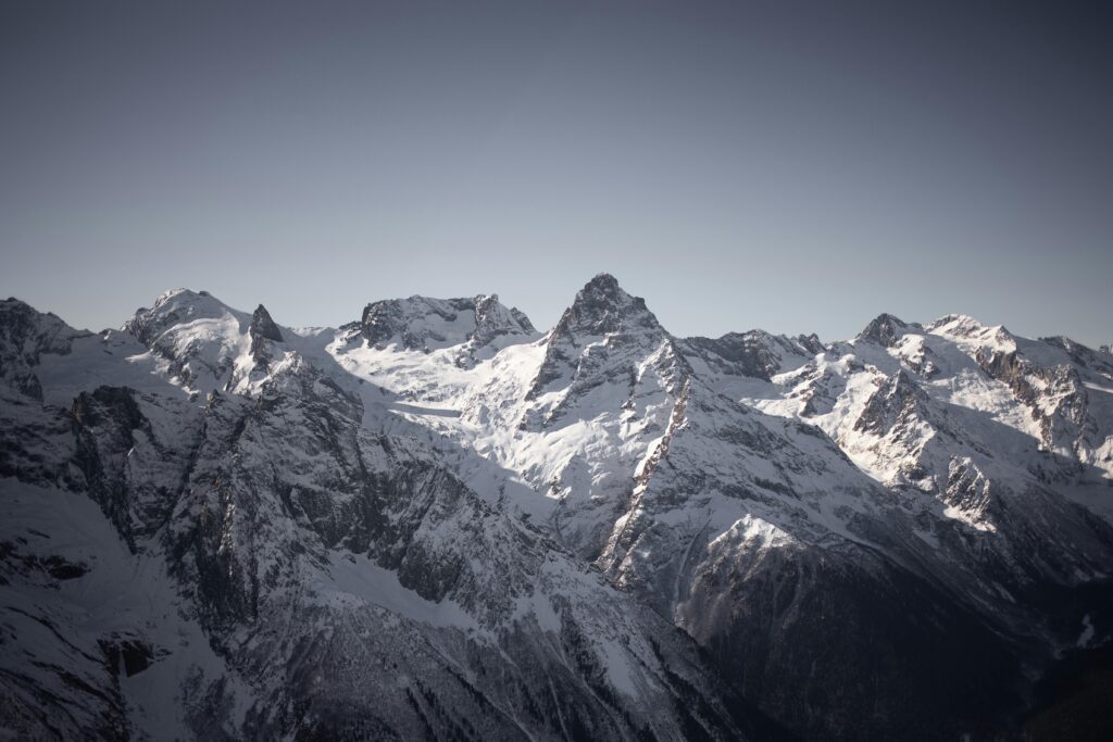 Sofya-mount-elbrus - Khaleej Arabia
